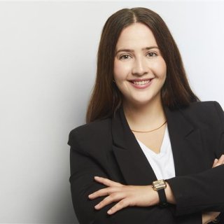 Foto der Ansprechpartnerin Leonie Hendrix