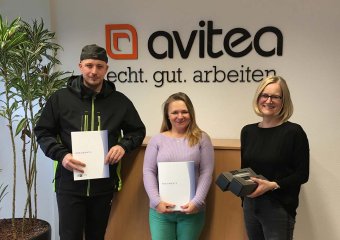 Presentation of certificates for retraining as a warehouse specialist
